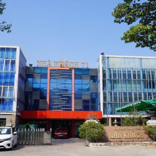 NHÀ KHÁCH TỈNH ỦY