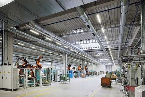 Nhà xưởng, kho bãi: Ưu tiên độ sáng cao, độ bền vượt trội